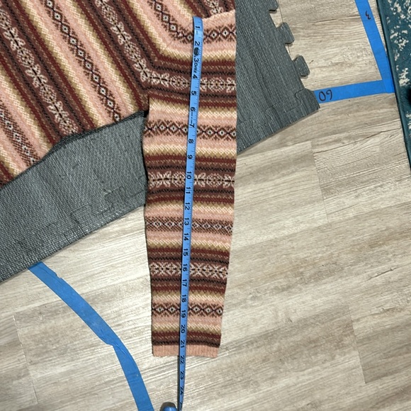 LL Bean, wool sweater, women’s medium - Picture 5 of 5